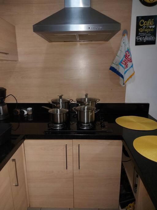 Apartamento Apto Av. Ipiranga Com 1 E Internet 300 Mb.