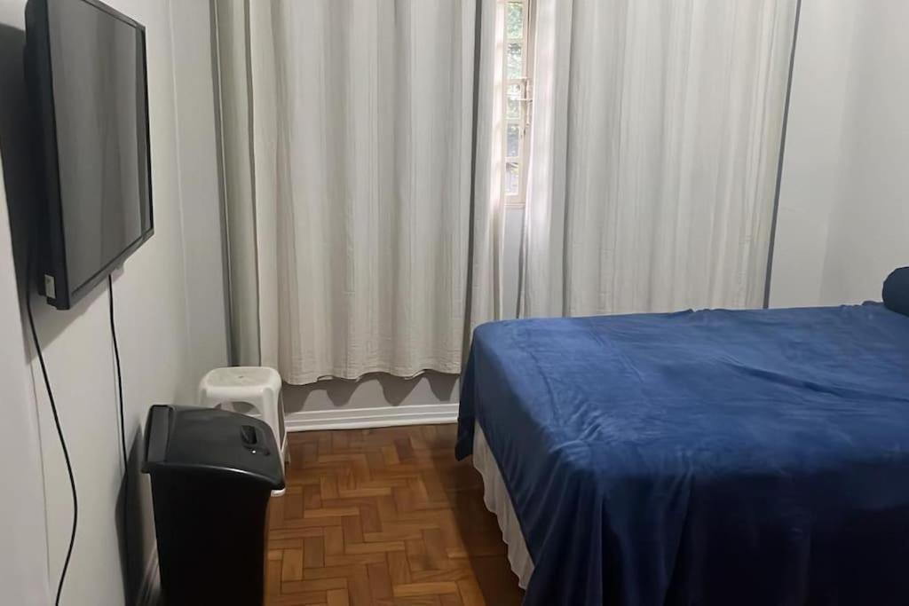 Av Paulista Apto Mobiliado Tv's, Wi-fi. Etc Apartment *