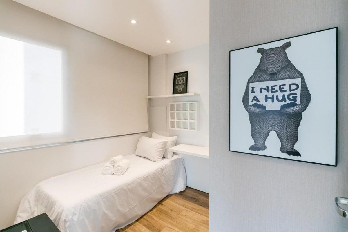Lindo Ape Na Da Saude Proximo Ao Metro! Apartamento