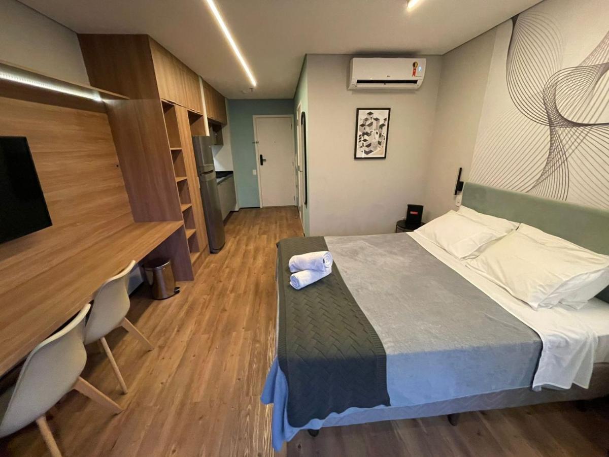 Sky Poll 306 - Near Paulista Ave & Subways, Rooftop & Full Gym ! Short & Long Stay! * São Paulo