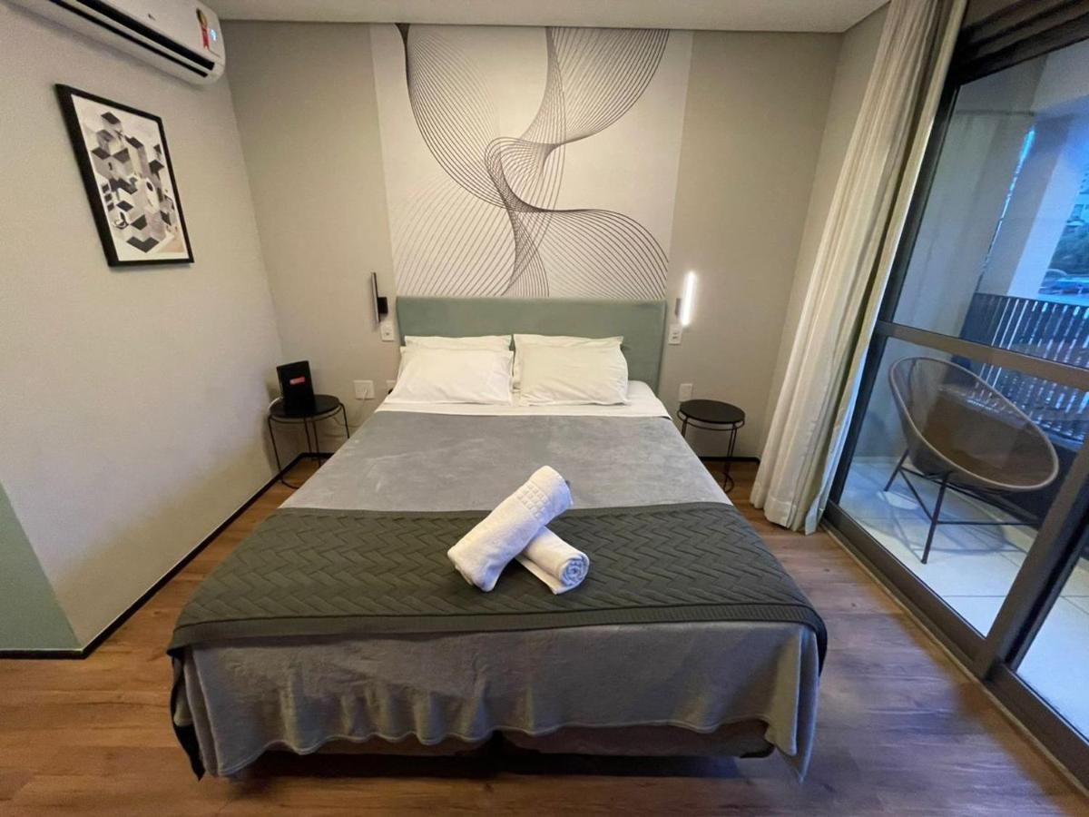 Sky Poll 306 - Near Paulista Ave & Subways, Rooftop & Full Gym ! Short & Long Stay! Apartamento