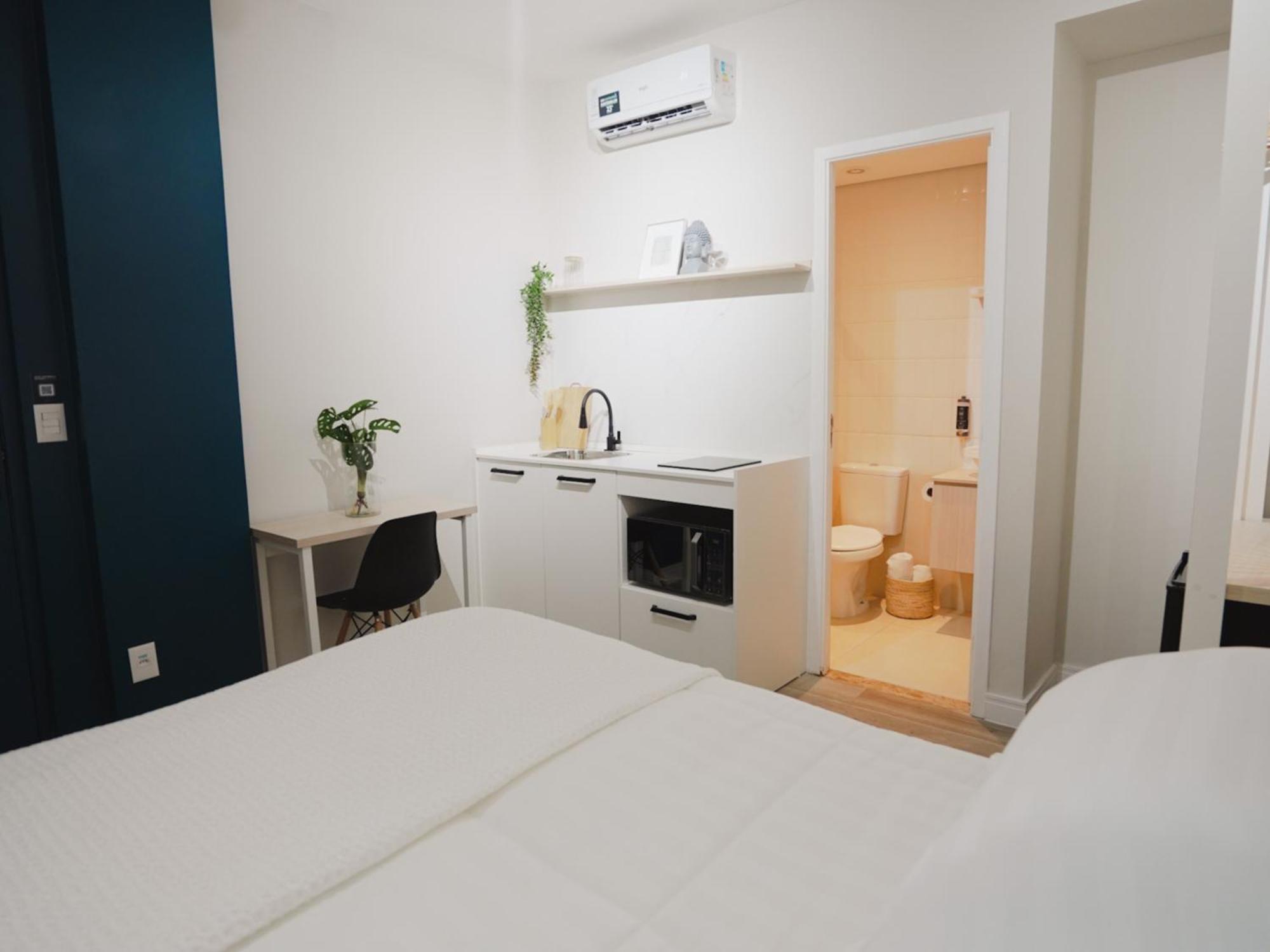 Ape Metro Paraiso Apartment