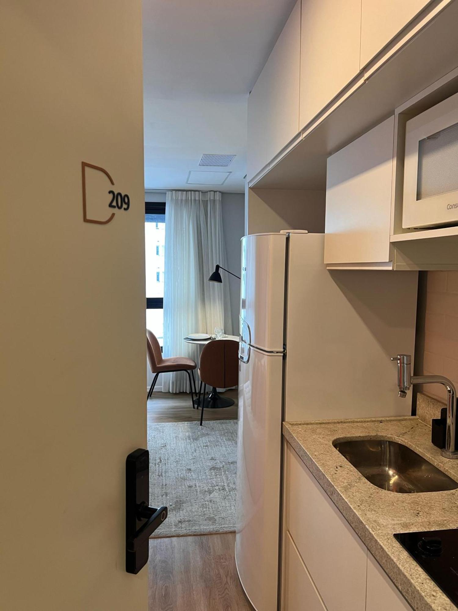 Apartment Unu Shopping Ibirapuera: Wi-fi, Academia E + Sao Paulo
