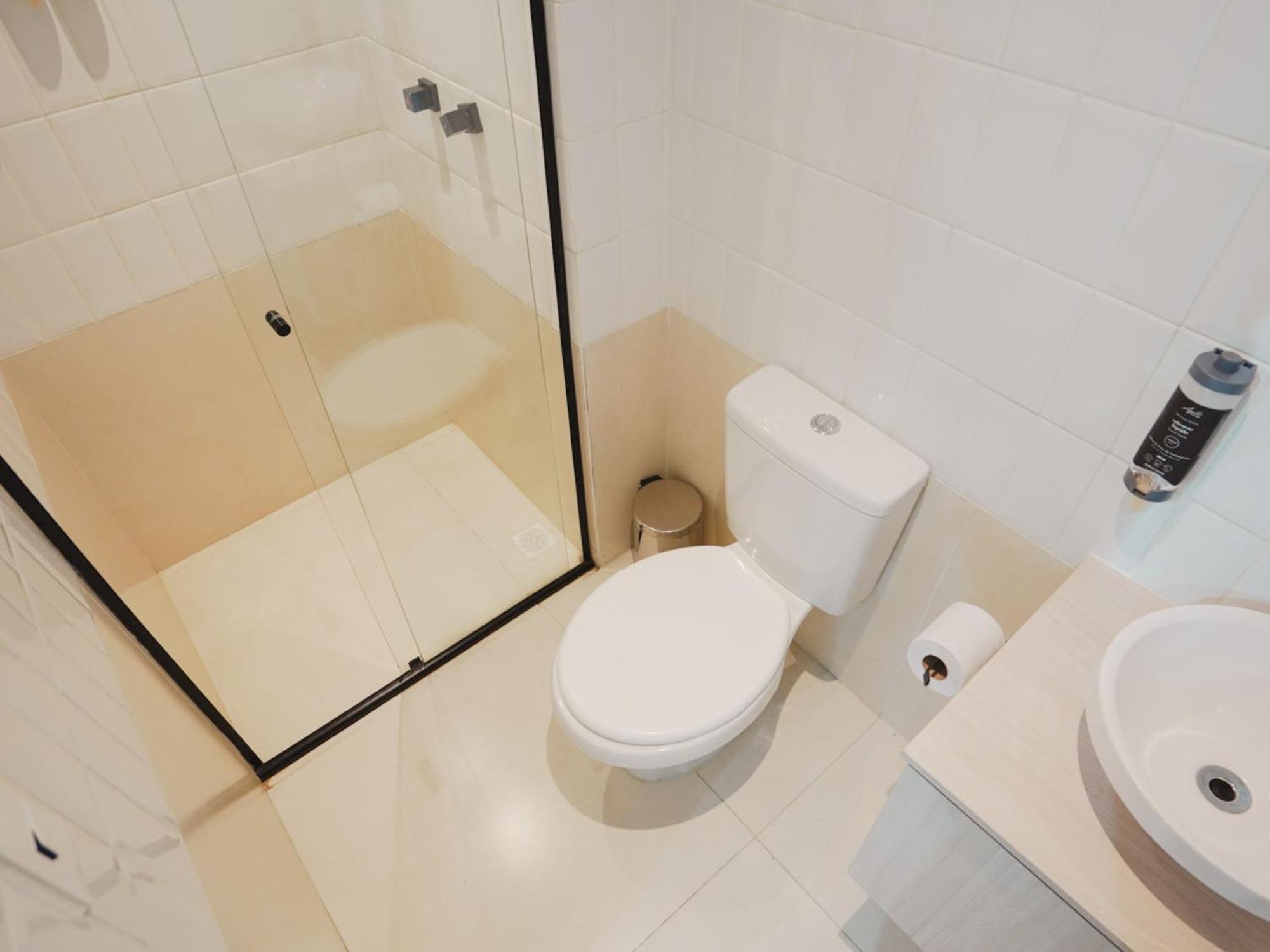 Apartment Ape Metro Paraiso *