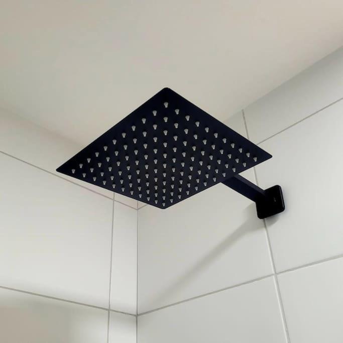 Novo Otima Localizacao Com Academia. Apartamento