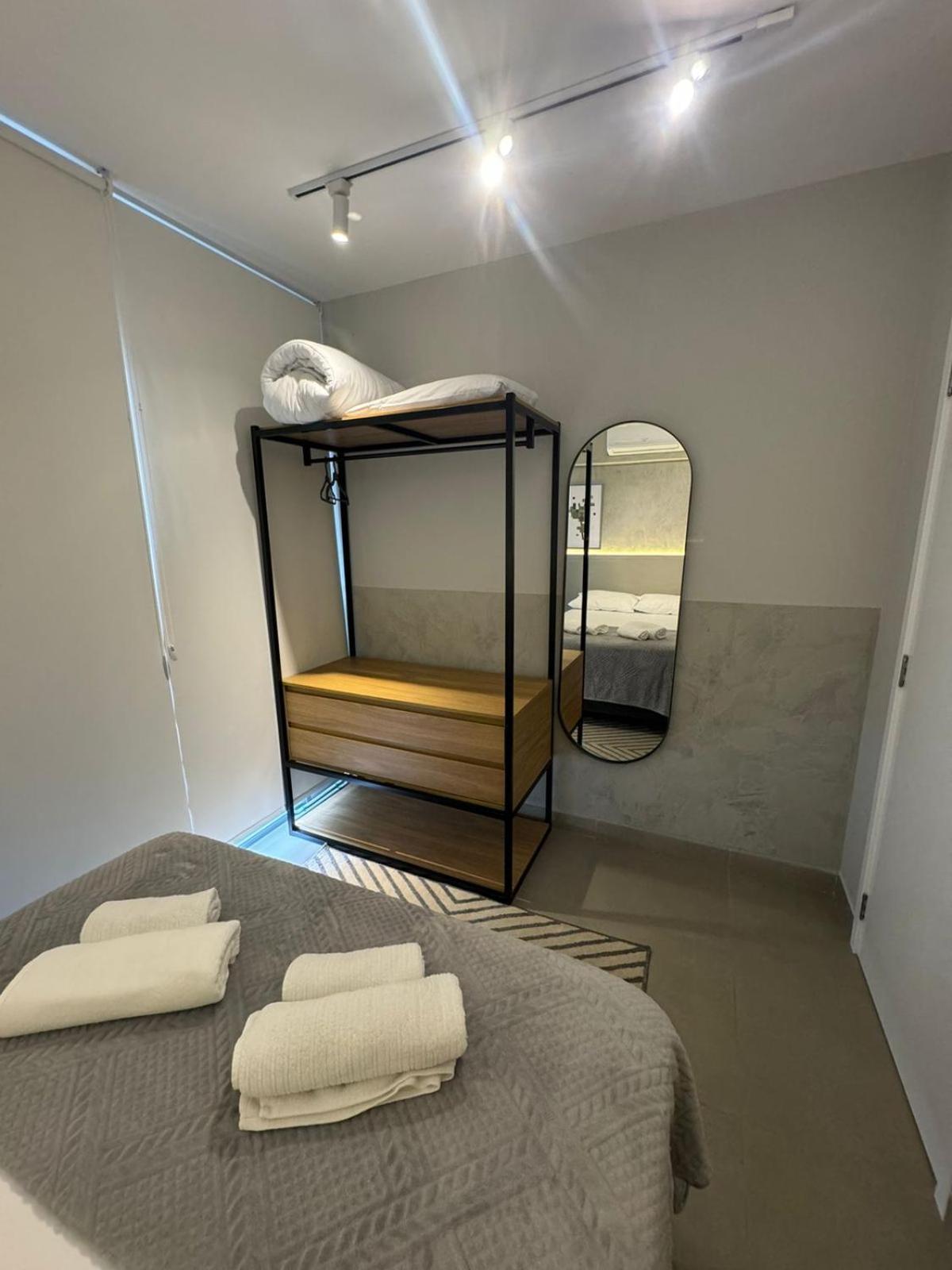 Oscar Freire - 2 Dorm-completo 48mt Apartamento