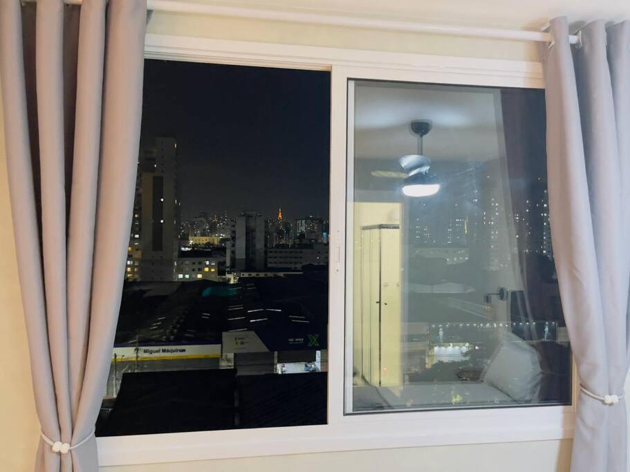 73 - 200m Metro Bras, Centro Sp Apartment