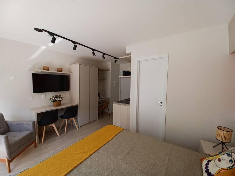 Apartamento Mobi One Liberdade 10 *
