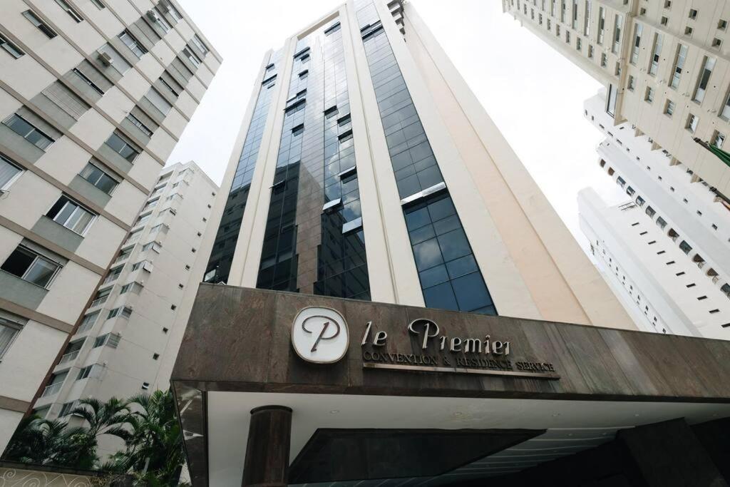 Flat 2409 - 2409 •le Premier Jd. Paulista Apartment