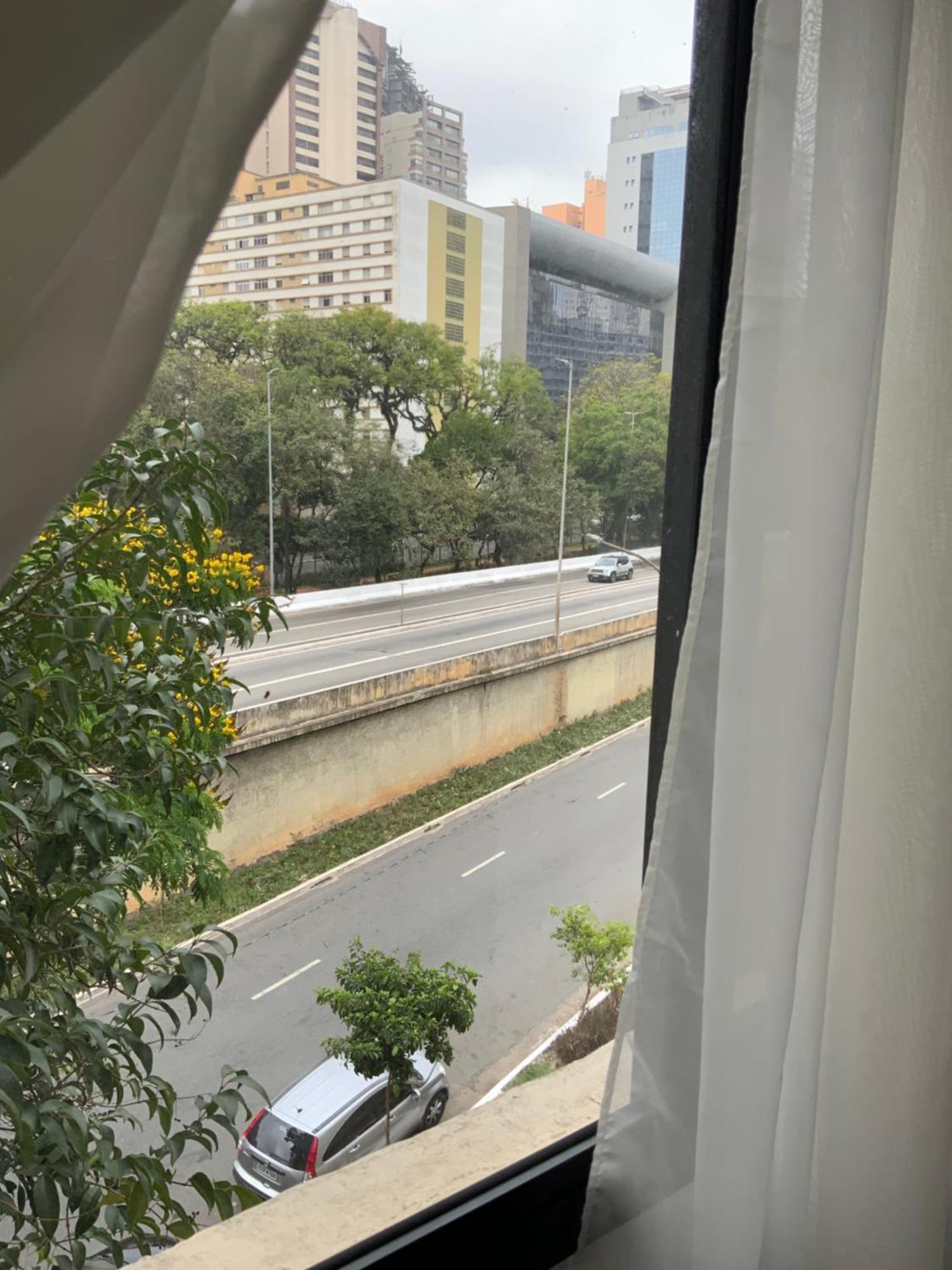 Acomodação com café da manhã  De Casal Buget São Paulo