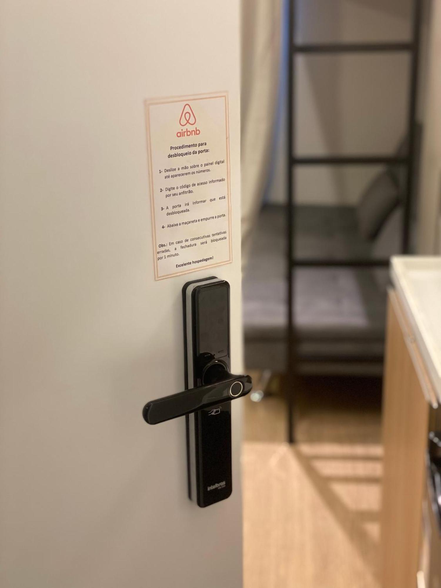 Apartamento Moderno Em Frente Ao Metro Bras ! São Paulo
