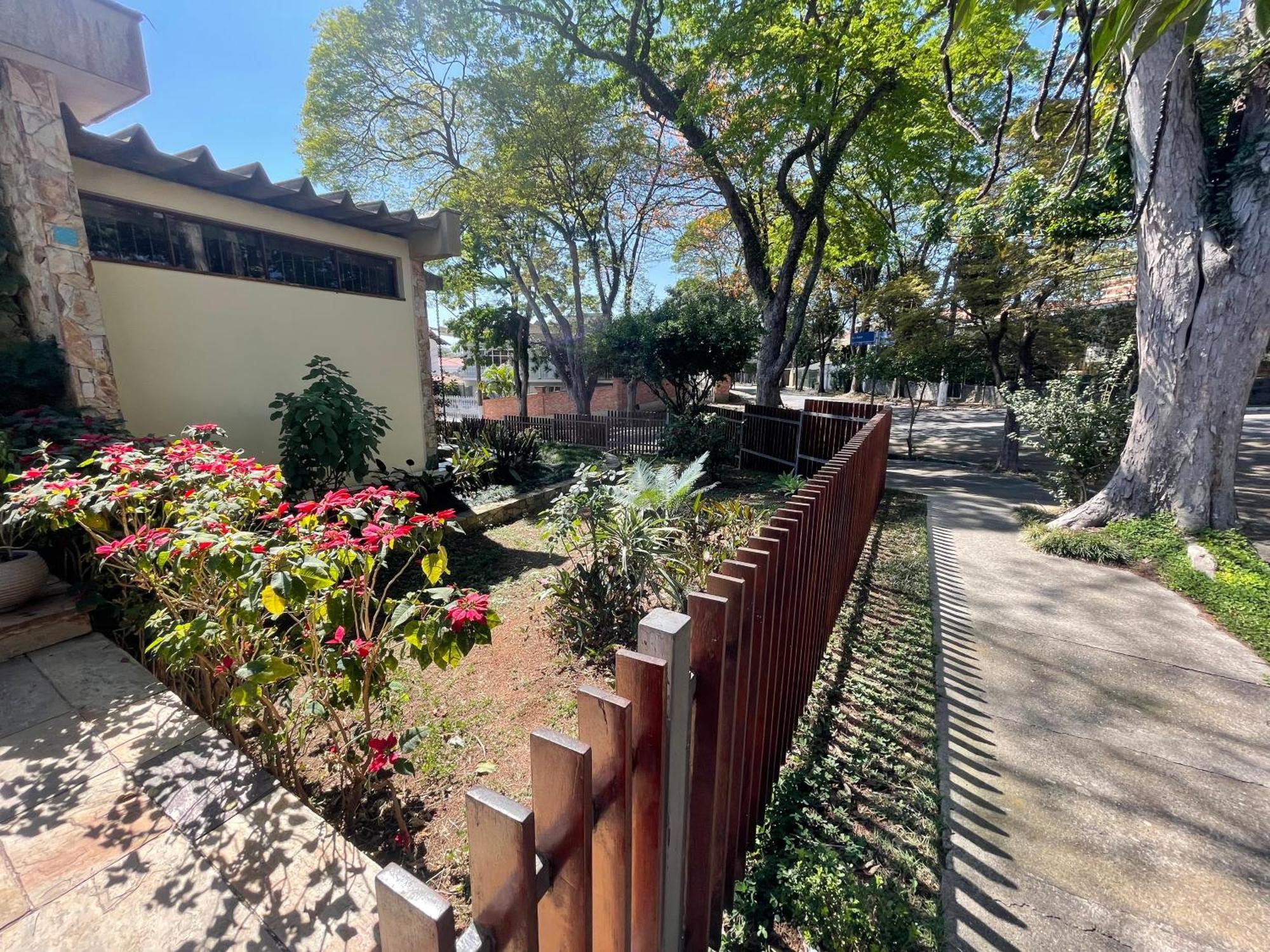 A Casa Que Hospeda Hospedagem domiciliar São Paulo
