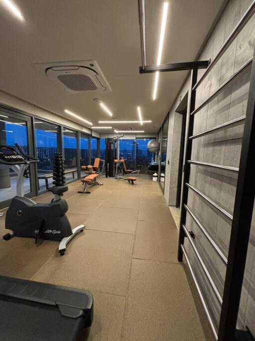 Apartamento Flat Completo E Confortavel Entre Itaim, Moema E Congonhas *