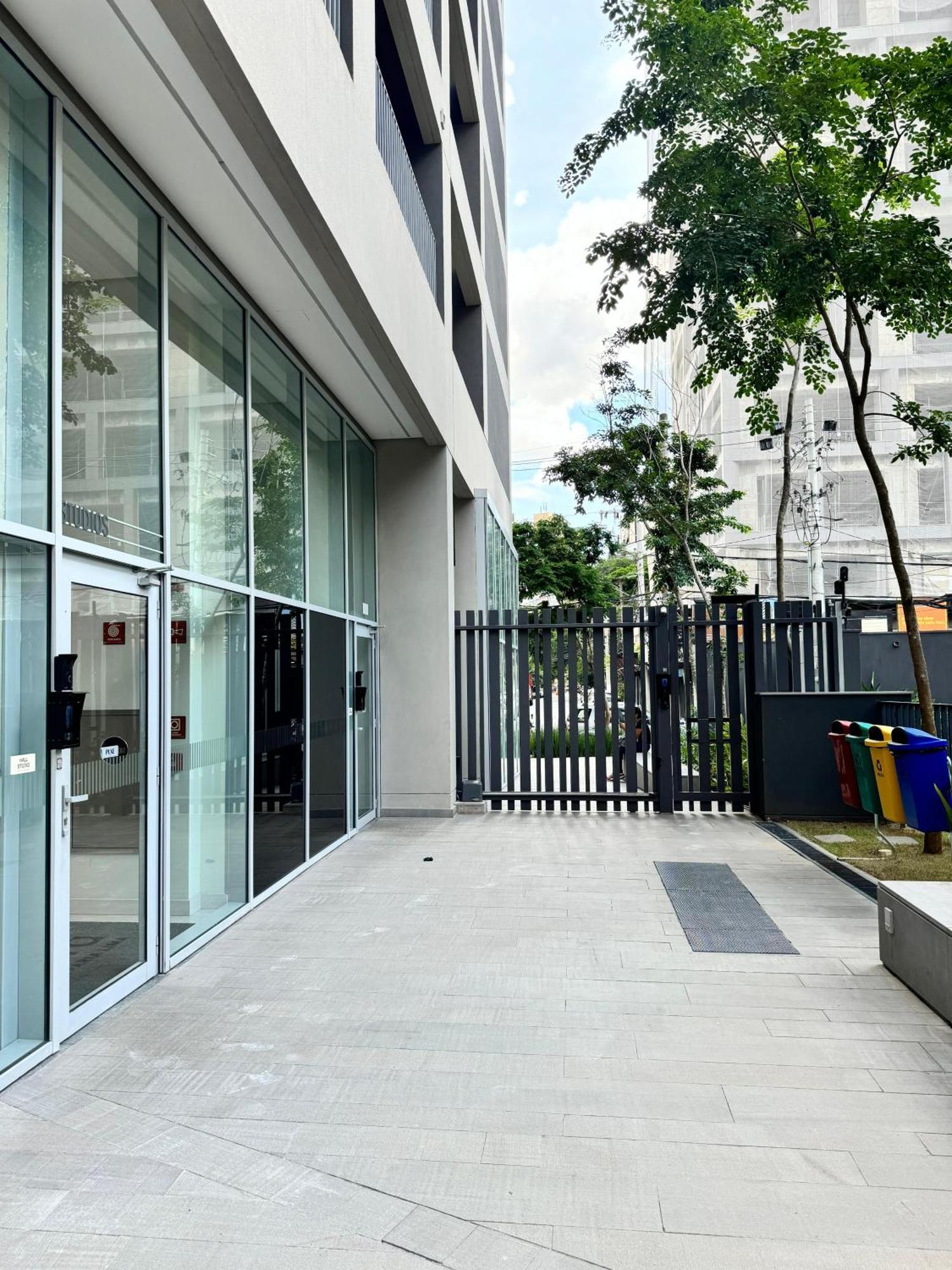 Apartment Moderno Em Endereco Privilegiado, Trabalho E Lazer *
