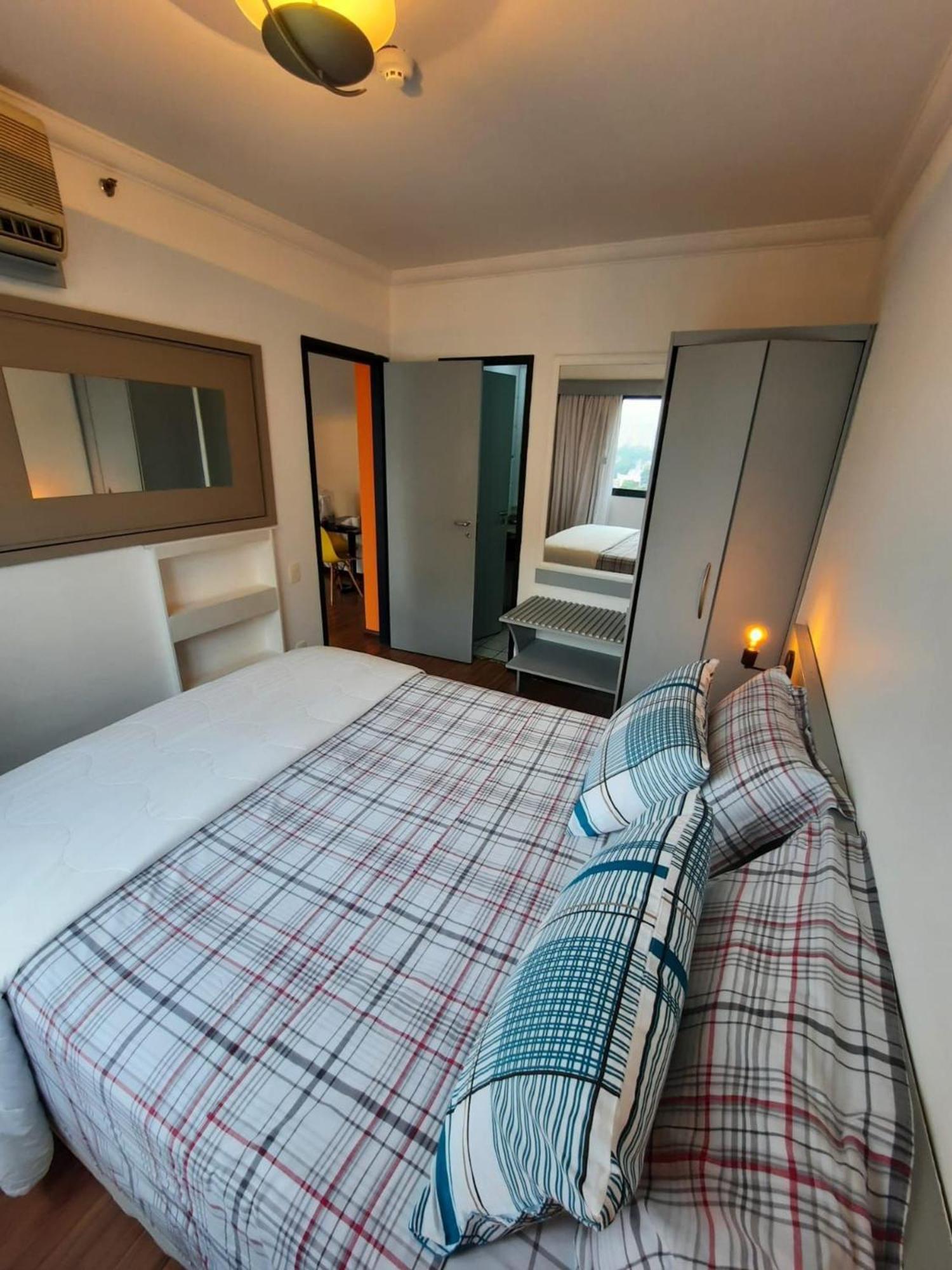 Hotel Flat The Palace E Sala Perto Do Metro *
