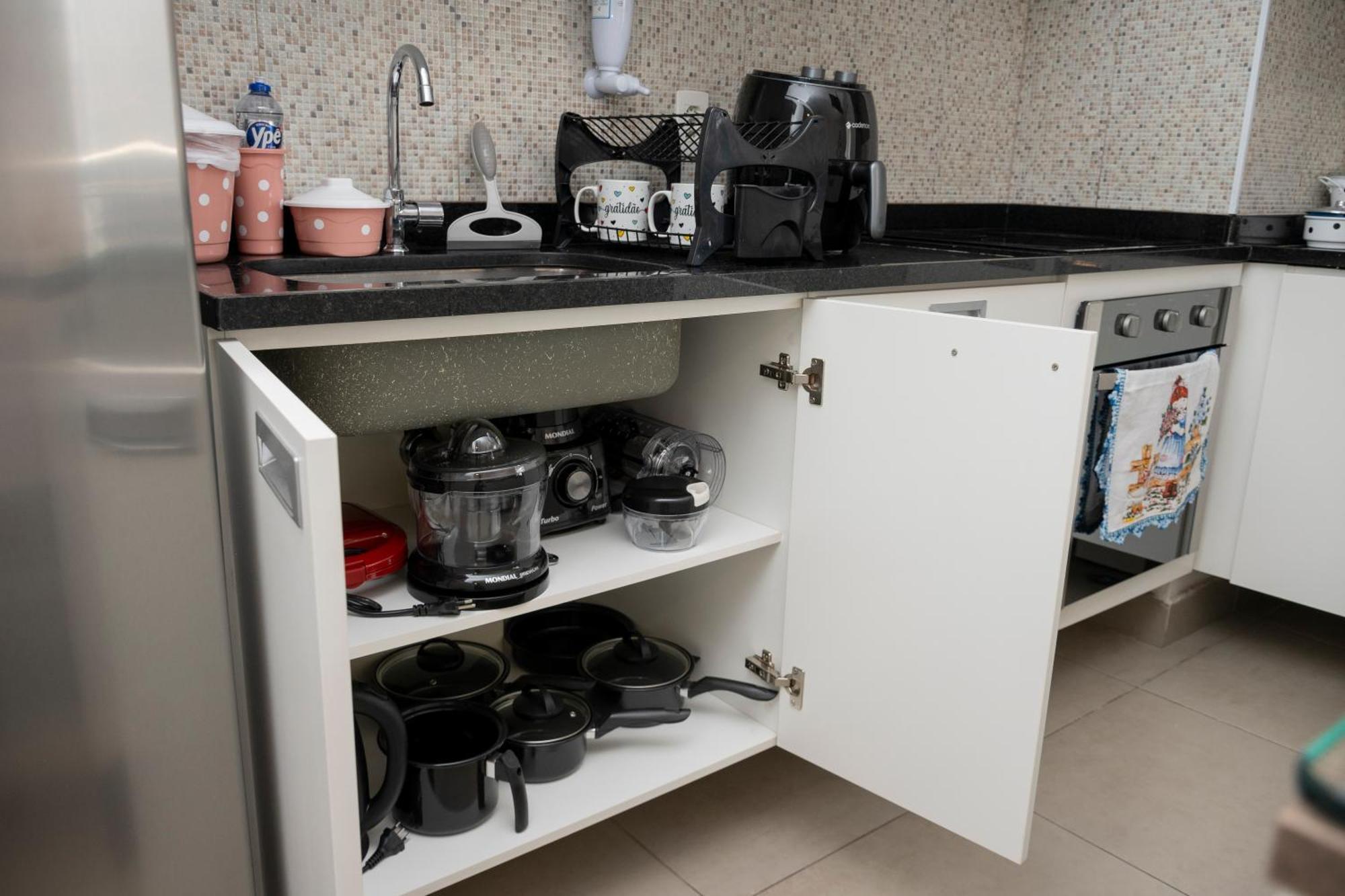 Apartamento Apto Acolhedor Em Frente Ao Metro Com Garagem *