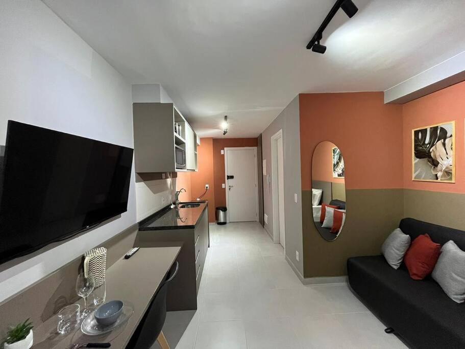 Apartamento V1702 Seu Refugio Na Mariana, Casv, Hospitais E Metro