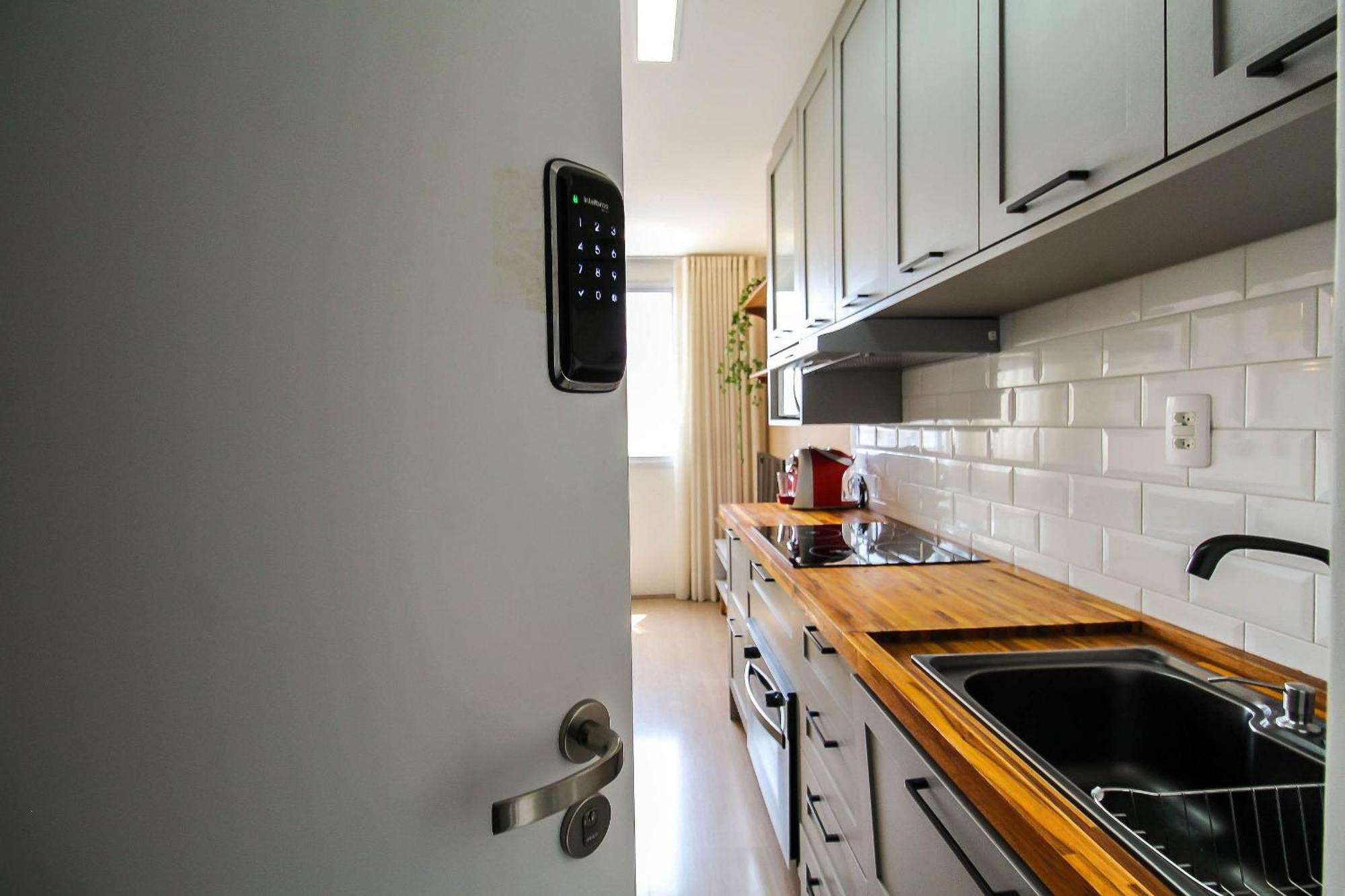 Mv102 - Apto C/ Piscina Prox. Ao Metro Bras Apartamento São Paulo