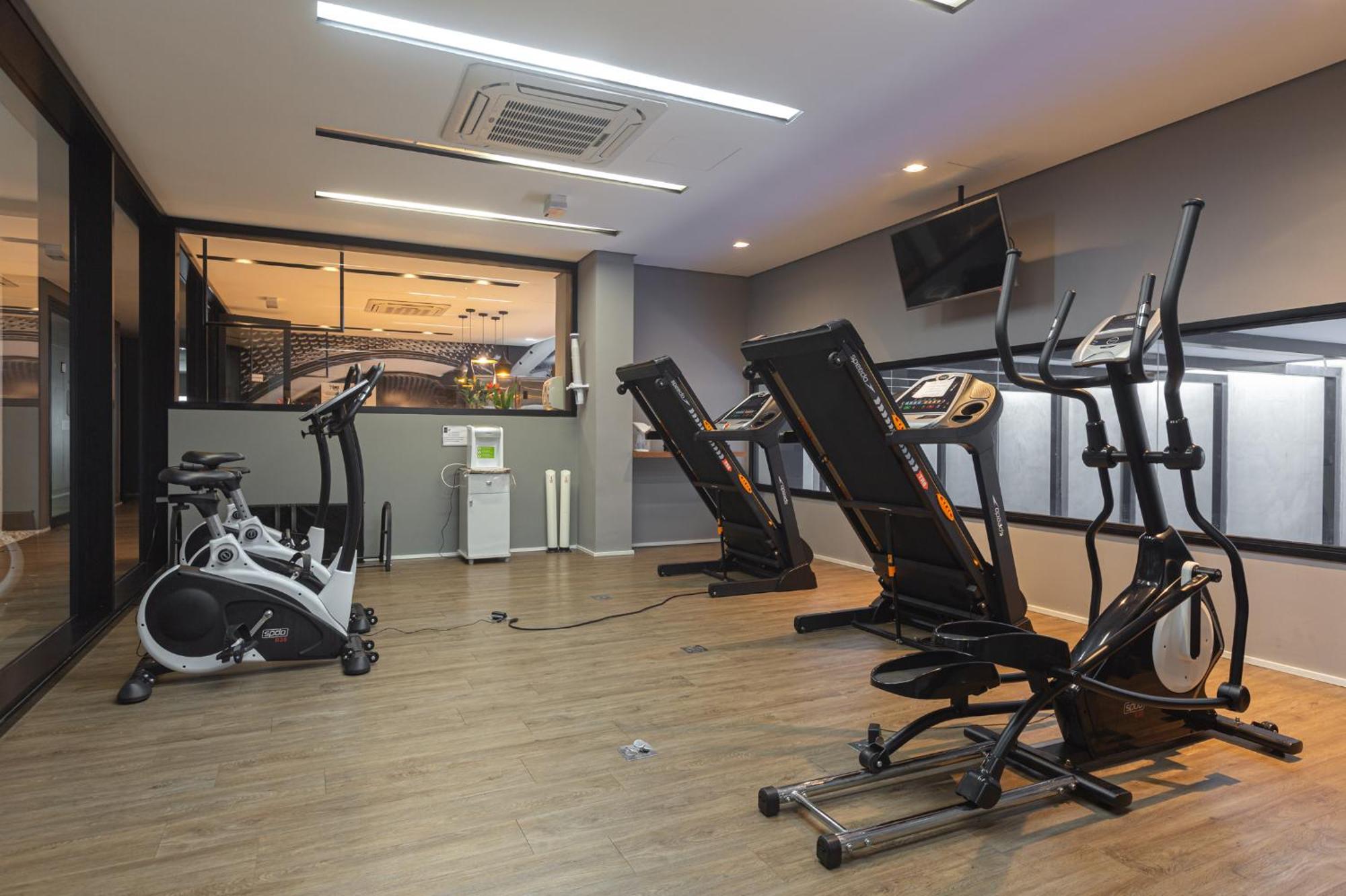 Easy Star - Espacoso Ao Lado Do Aeroporto Congonhas - Hh01h Apartamento