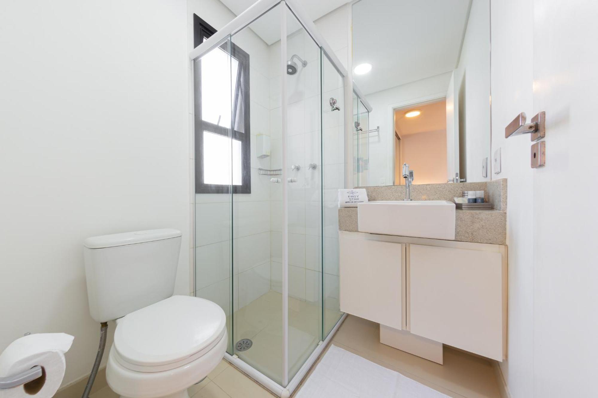Apartamento Easy Star - Espacoso Ao Lado Do Aeroporto Congonhas - Hh01h *