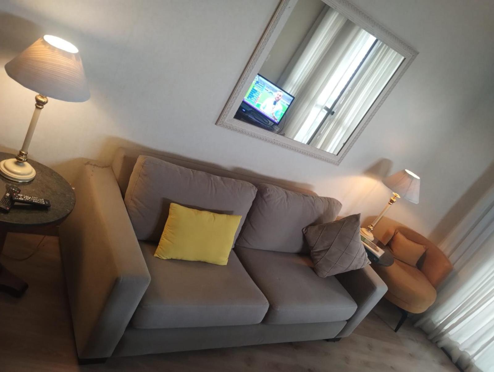 Street 1905 Apartment *