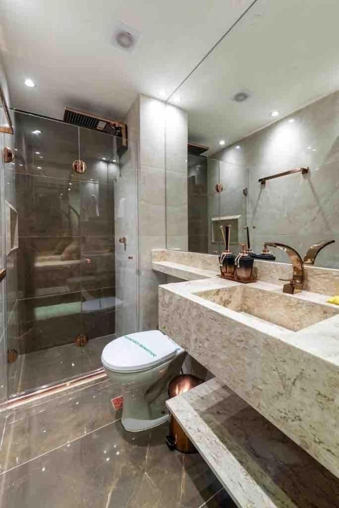 Apartamento Fc212 - De Cinema Na Frei Caneca - Prox Av Paulista São Paulo