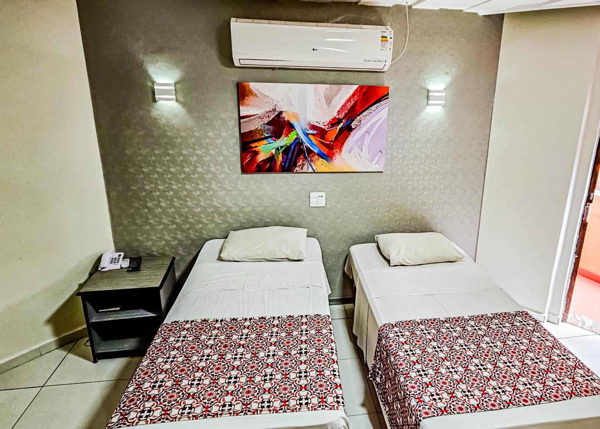 Hotel Euro By Nacional - A 600 Metros Da Rua 25 De Marco 3*