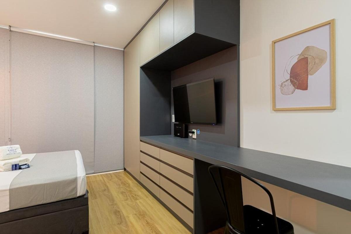 Easy Star - Lindo No Brooklin Ao Lado Av. Santo Amaro! - Zt01h * São Paulo