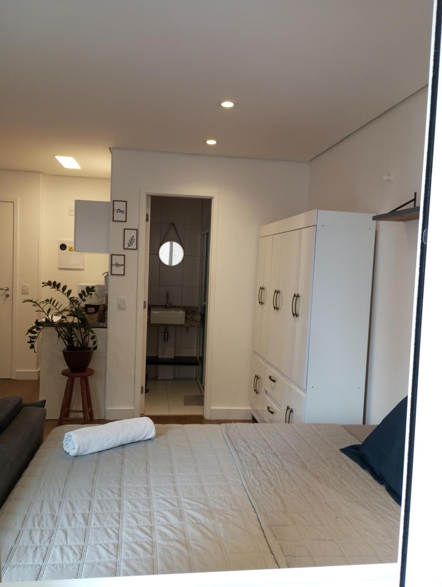 Apartamento Contemporaneo No Centro De Sao Paulo, Ao Lado Do Metro E 25 De Marco Com Piscina *