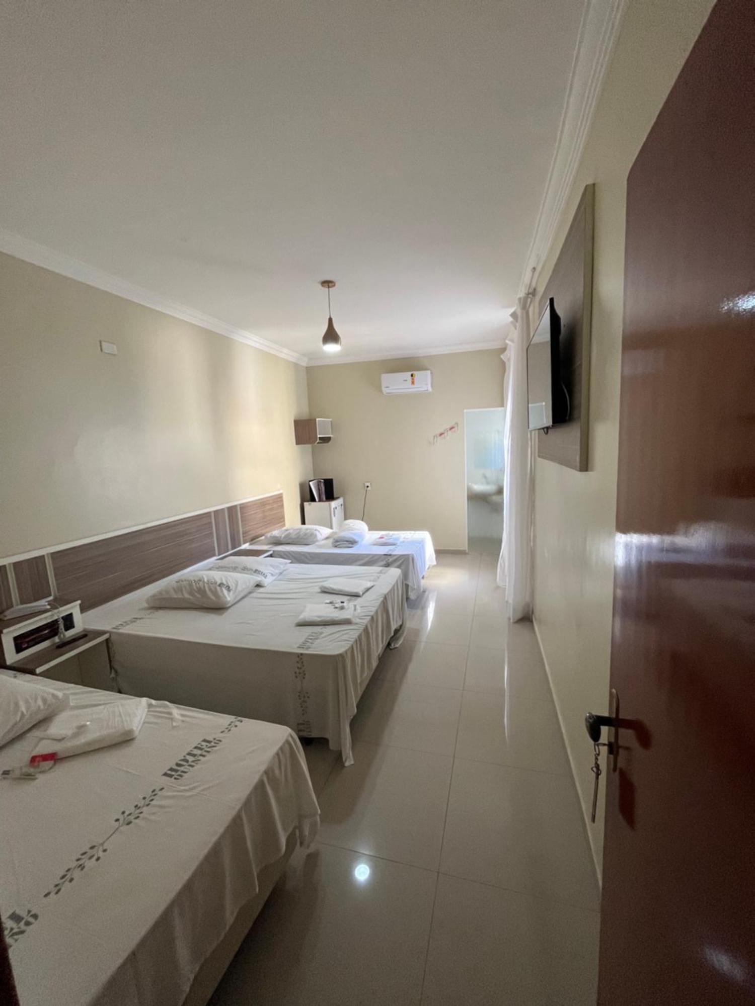 Hotel Quintino - Metro Se -localizado No Coracao De Proximo Ao Bras E 25 De Marco Com Estacionamento No Local Gratis São Paulo