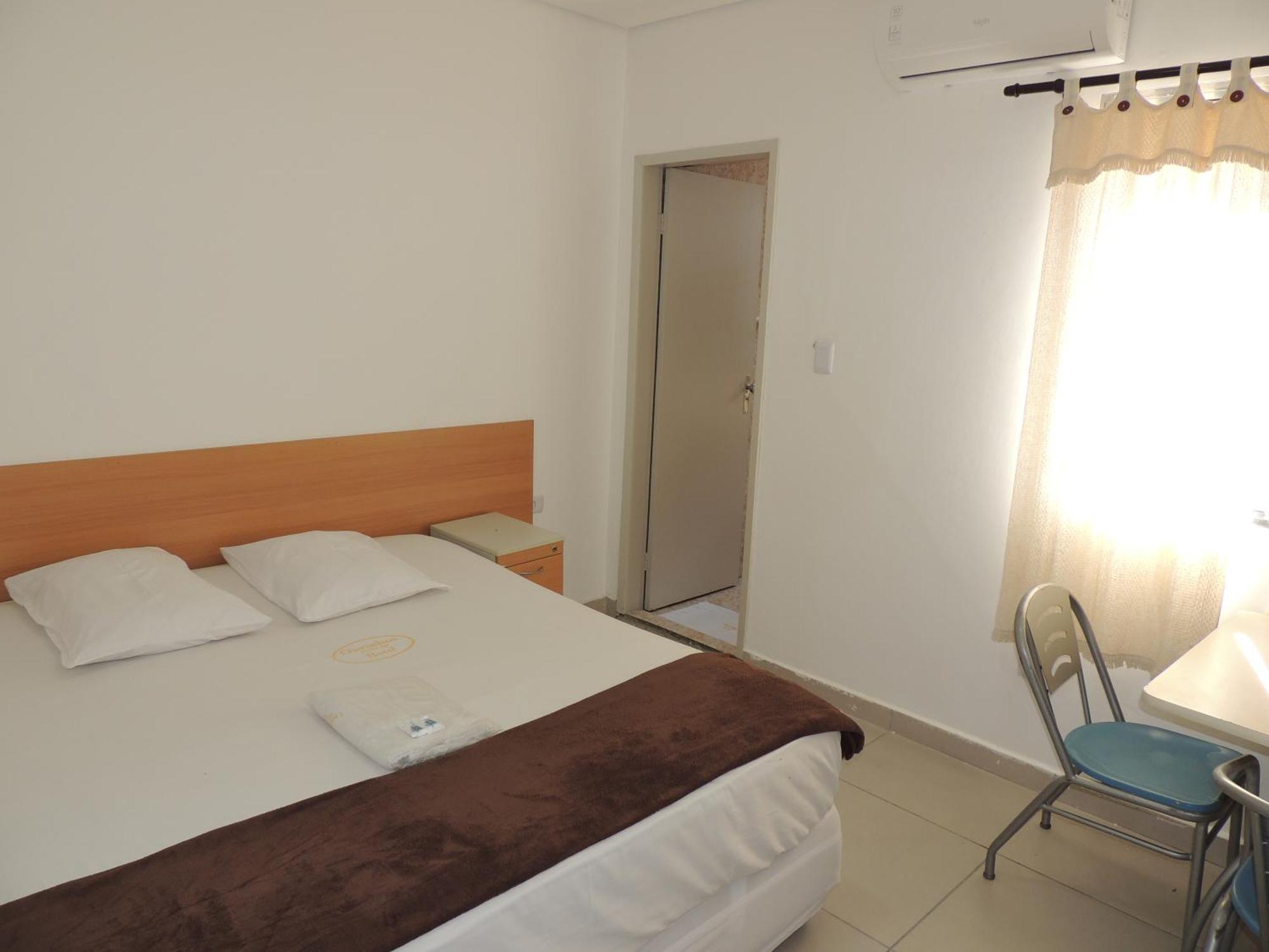 Hotel Ourinhos - Centro De - Proximo 25 De Marco E Bras São Paulo