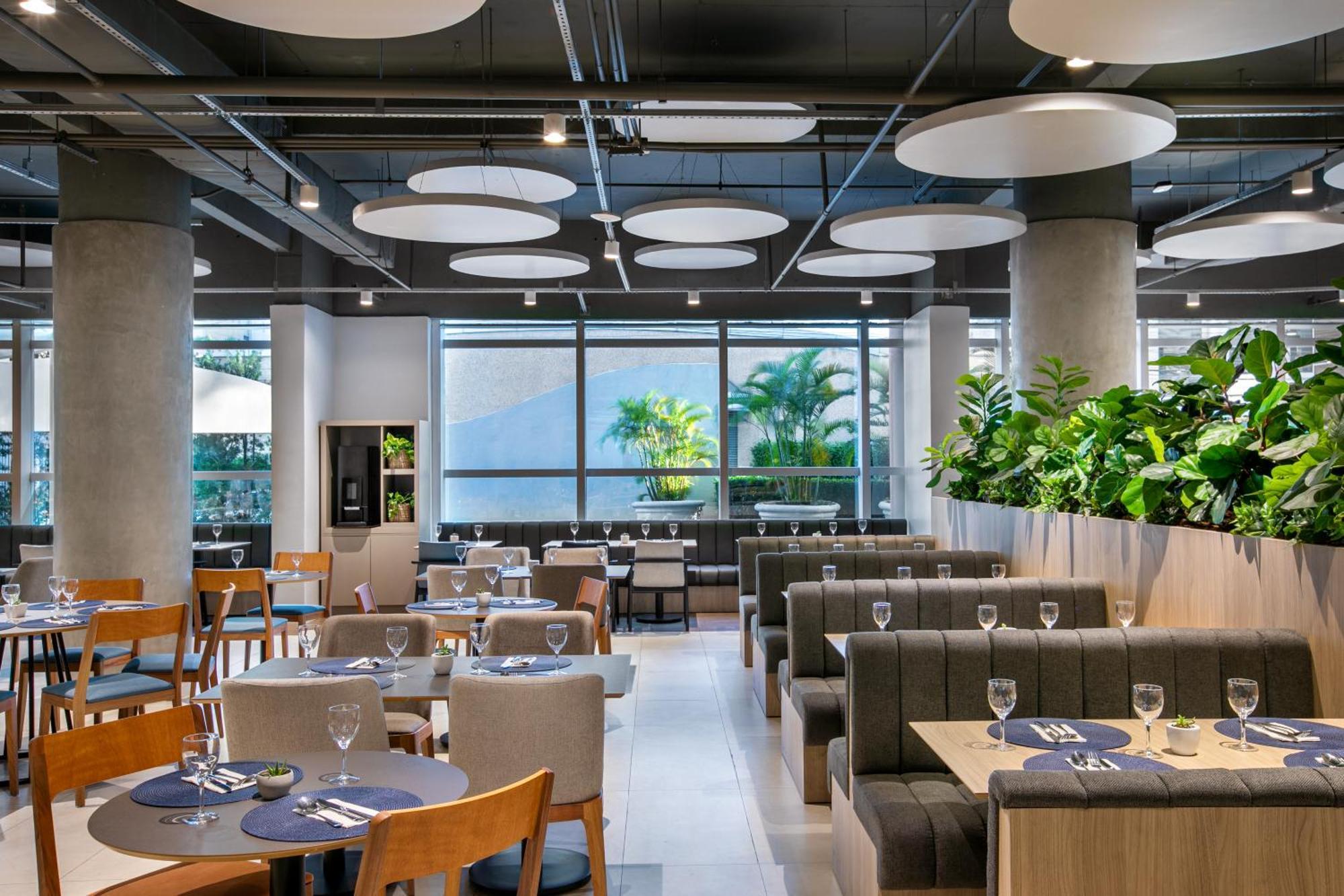 Nacoes Unidas Affiliated By Melia 4*