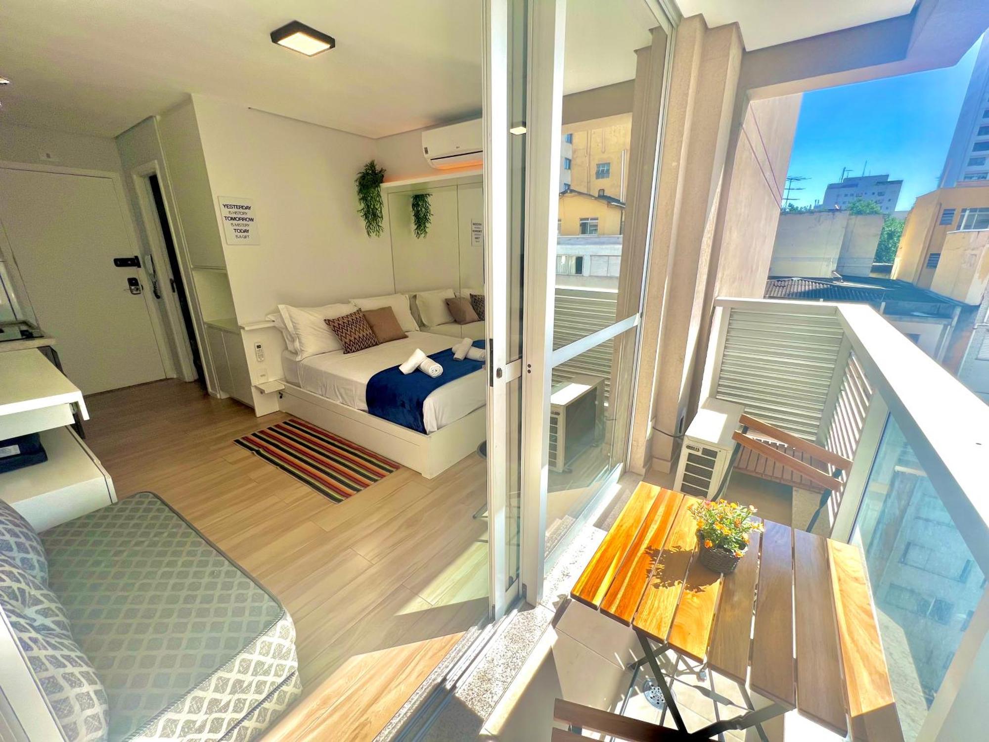 Apartamento Moderno Apto Com Piscina Rua Augusta E Frei Caneca