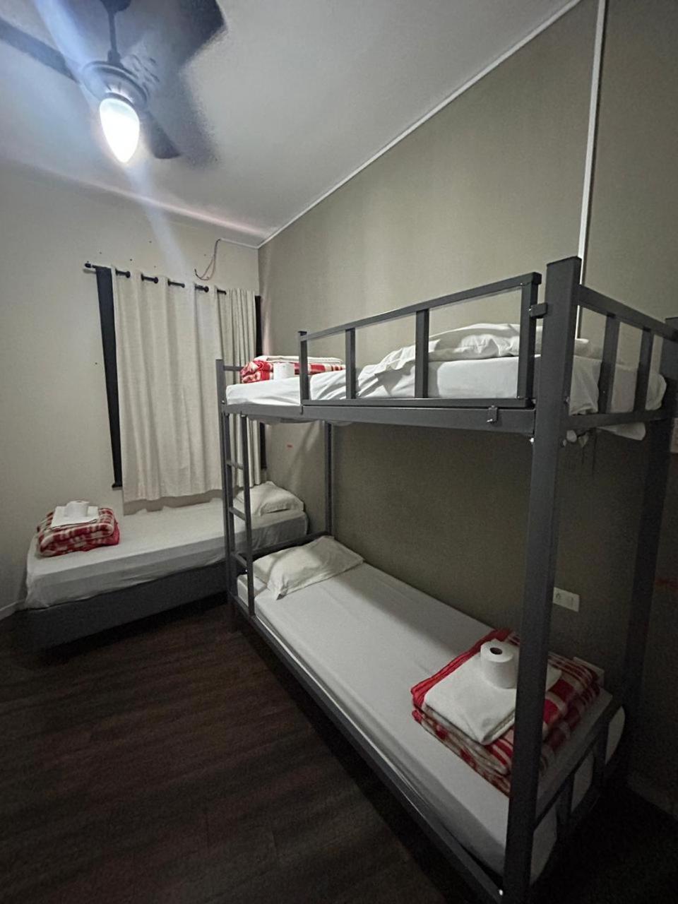 Albergue Carabelas - Proximo A 25 De Marco E Bras