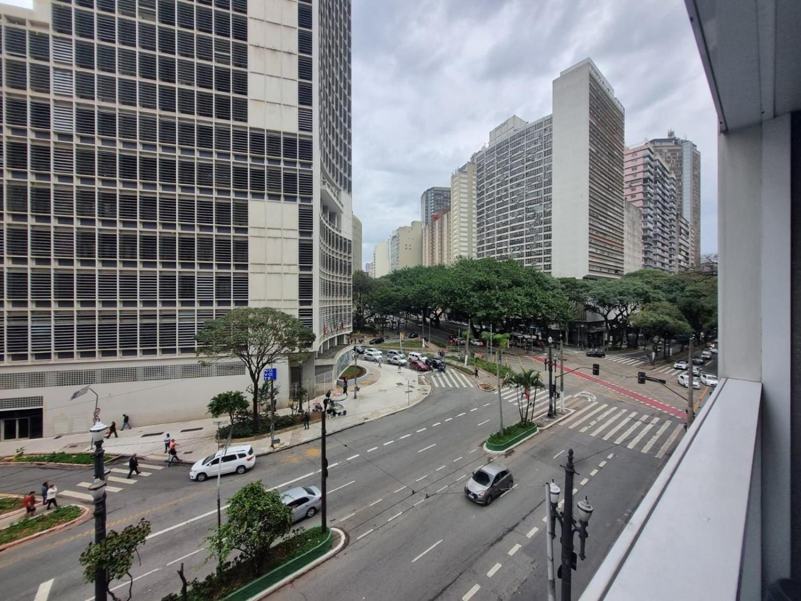 Apto Com Wifi, Piscina, Academia No Coracao De Apartamento *