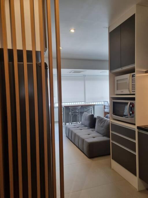 Mobiliado, Com Garagem, 50m Metro Brooklin, Proximo Shopping Morumbi Em Sp Apartment *