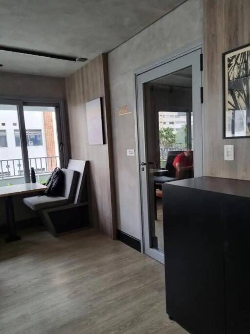 Apartment Mobiliado, Com Garagem, 50m Metro Brooklin, Proximo Shopping Morumbi Em Sp