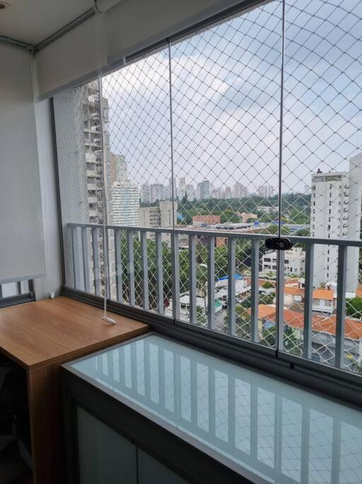 Mobiliado, Com Garagem, 50m Metro Brooklin, Proximo Shopping Morumbi Em Sp * Sao Paulo