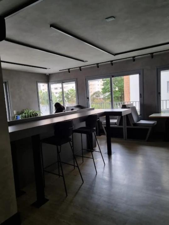 Apartamento Mobiliado, 50m Do Metro Brooklin, Proximo Shopping Morumbi Em Sp São Paulo
