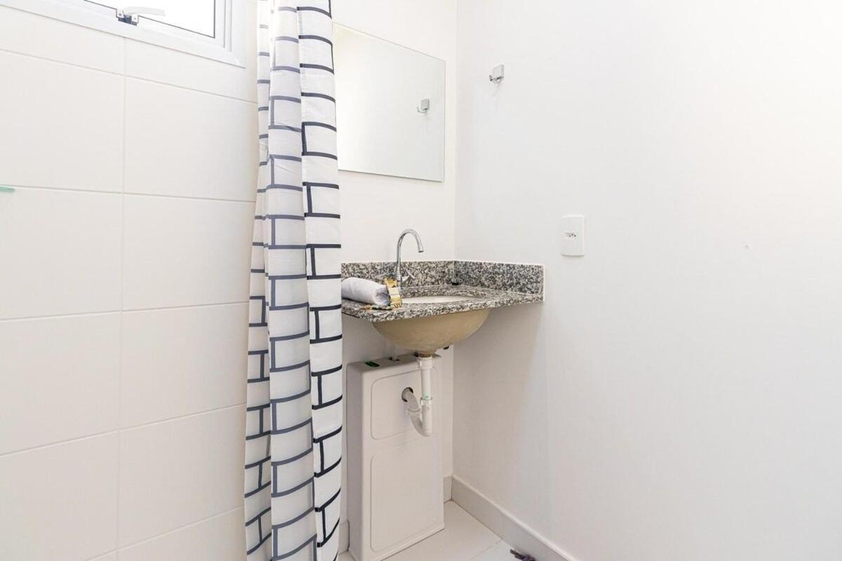 Apartamento Extenso No Bras Com Piscina/metro *