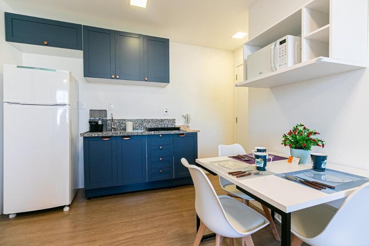 Apartamento Extenso No Bras Com Piscina/metro *