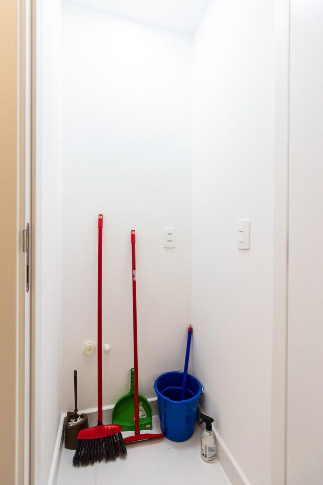 Extenso No Bras Com Piscina/metro