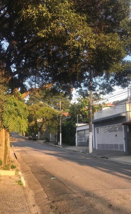 Quarto, Em Apartamento Retro Na Vila Mariana *
