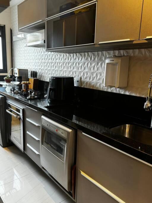 Apto Itaim Bibi Apartamento *