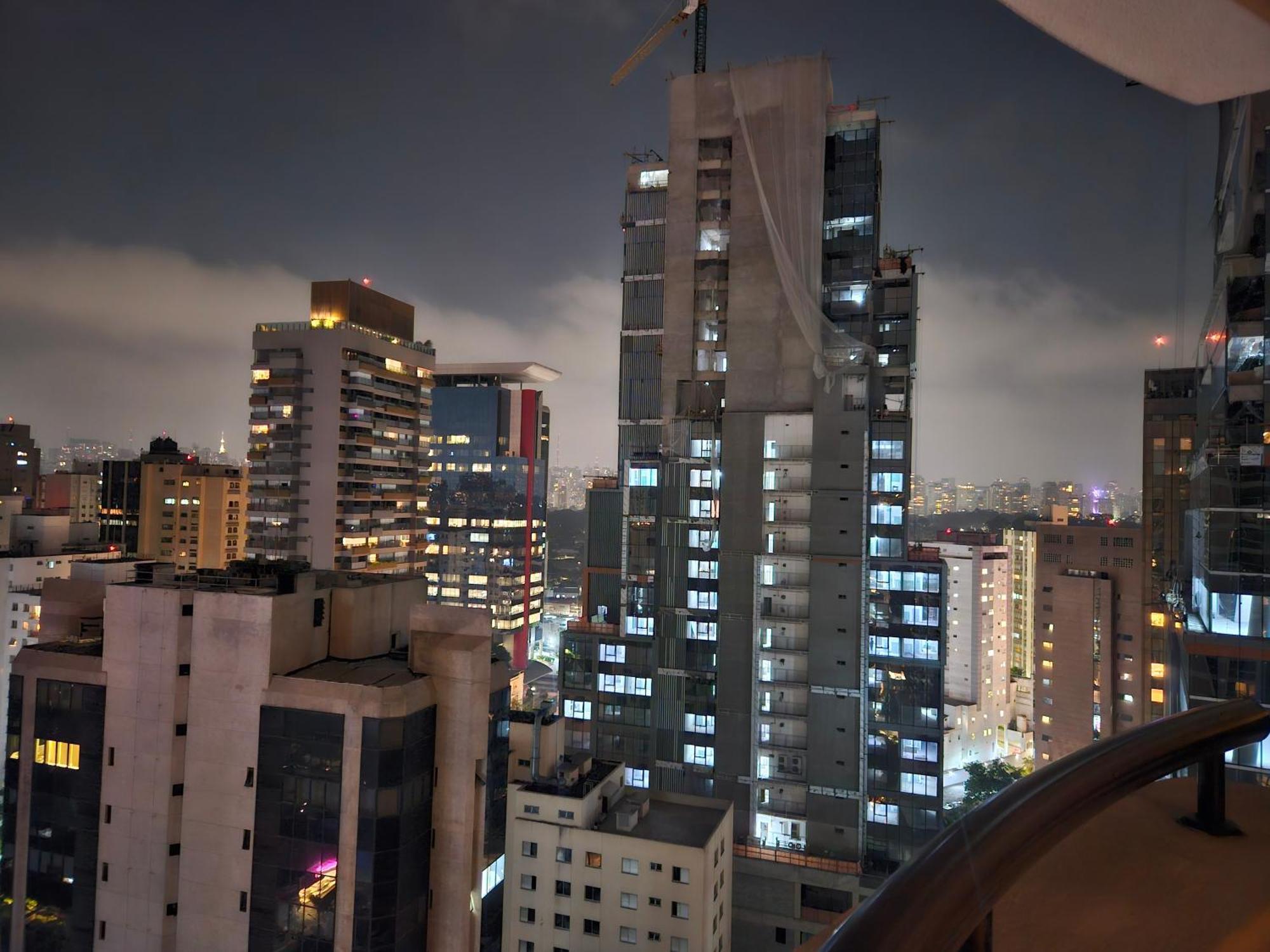 Apartamento Vista Panoramica No Itaim Bibi - Tc 20º Andar *