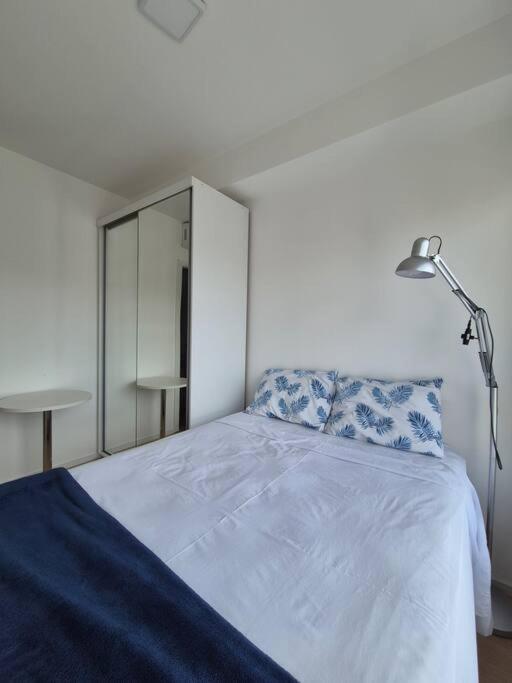 1 Dorm -itaim Bibi A 5 Min Av Faria Lima Und1903 * São Paulo