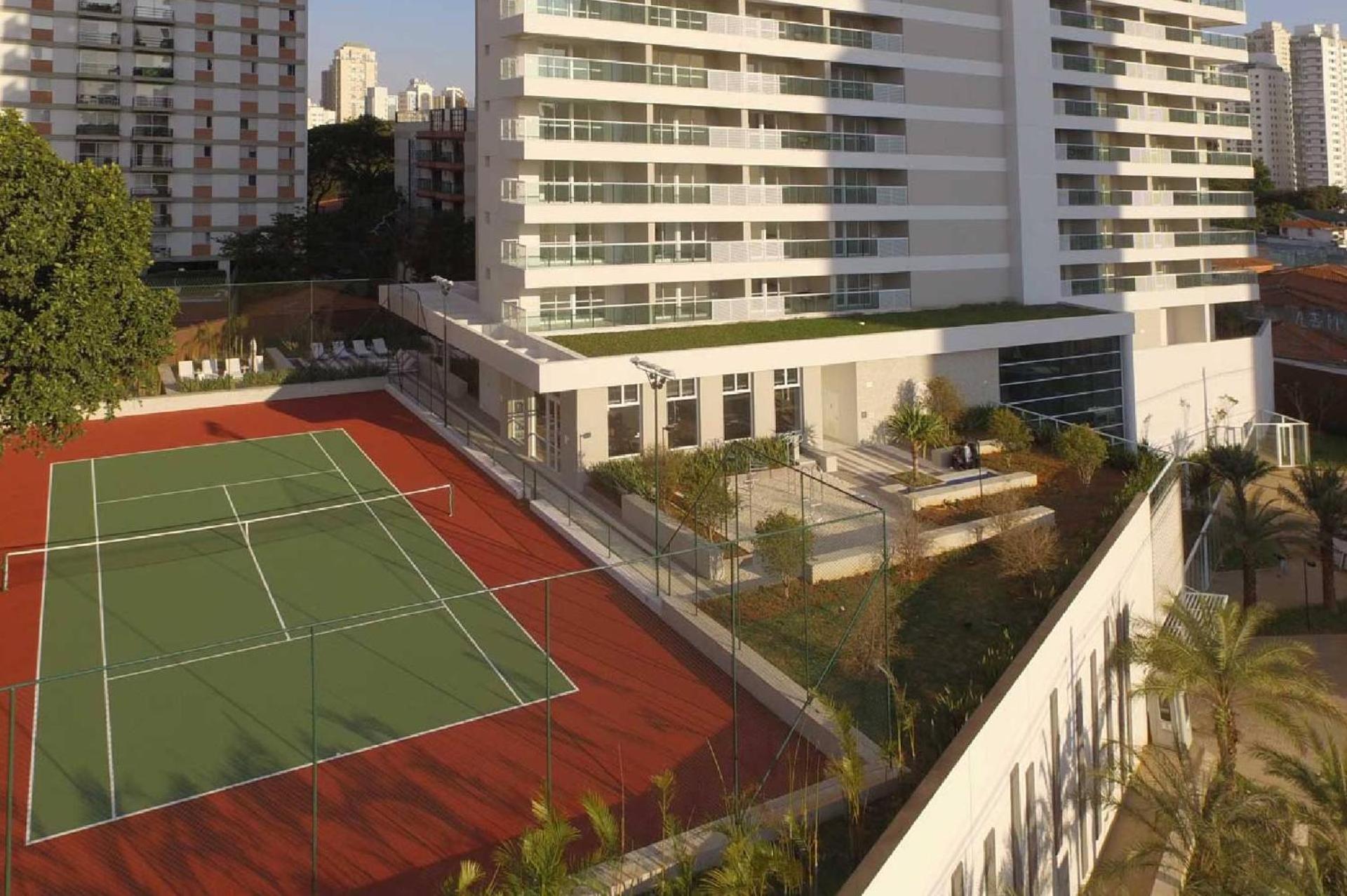 Apartment Em