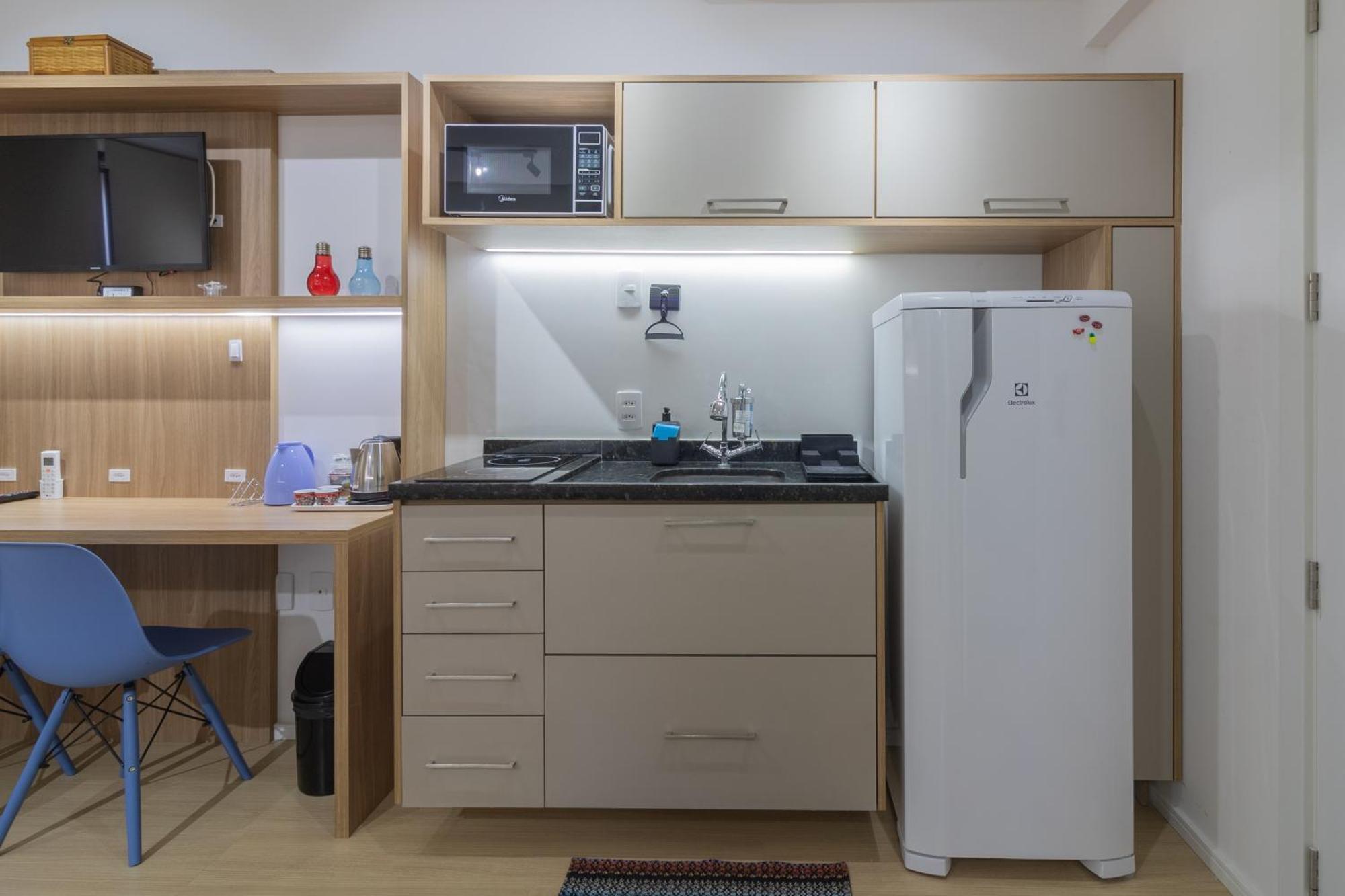 Completo A 3 Min Do Metro Madalena Apartment *