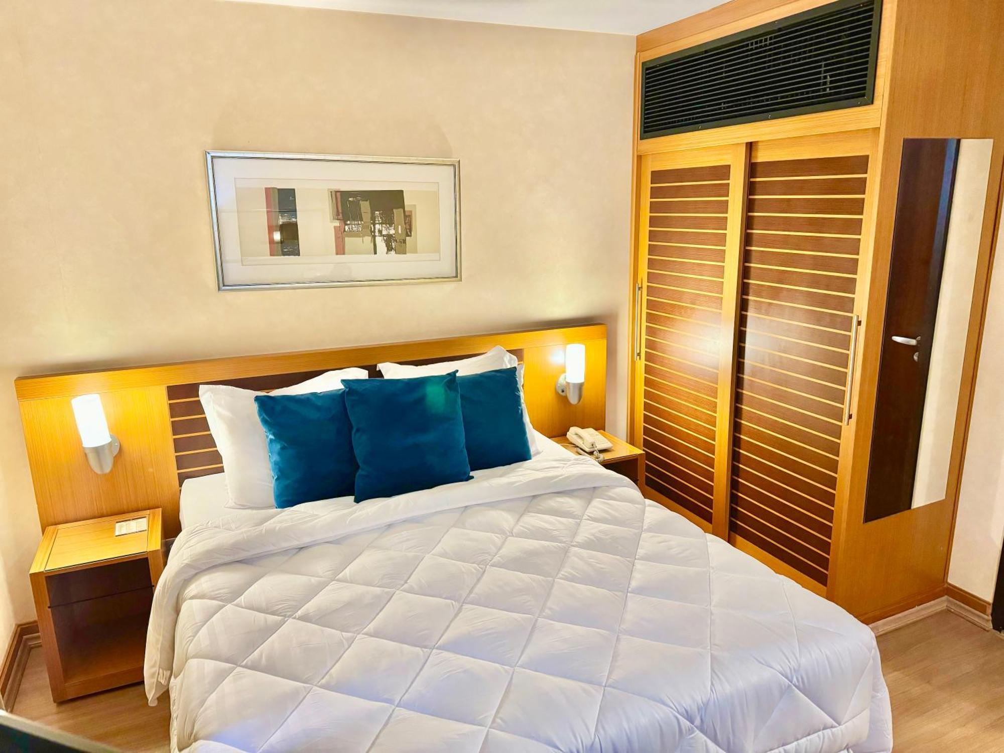 - Av Paulista - Hotel Sao Paulo