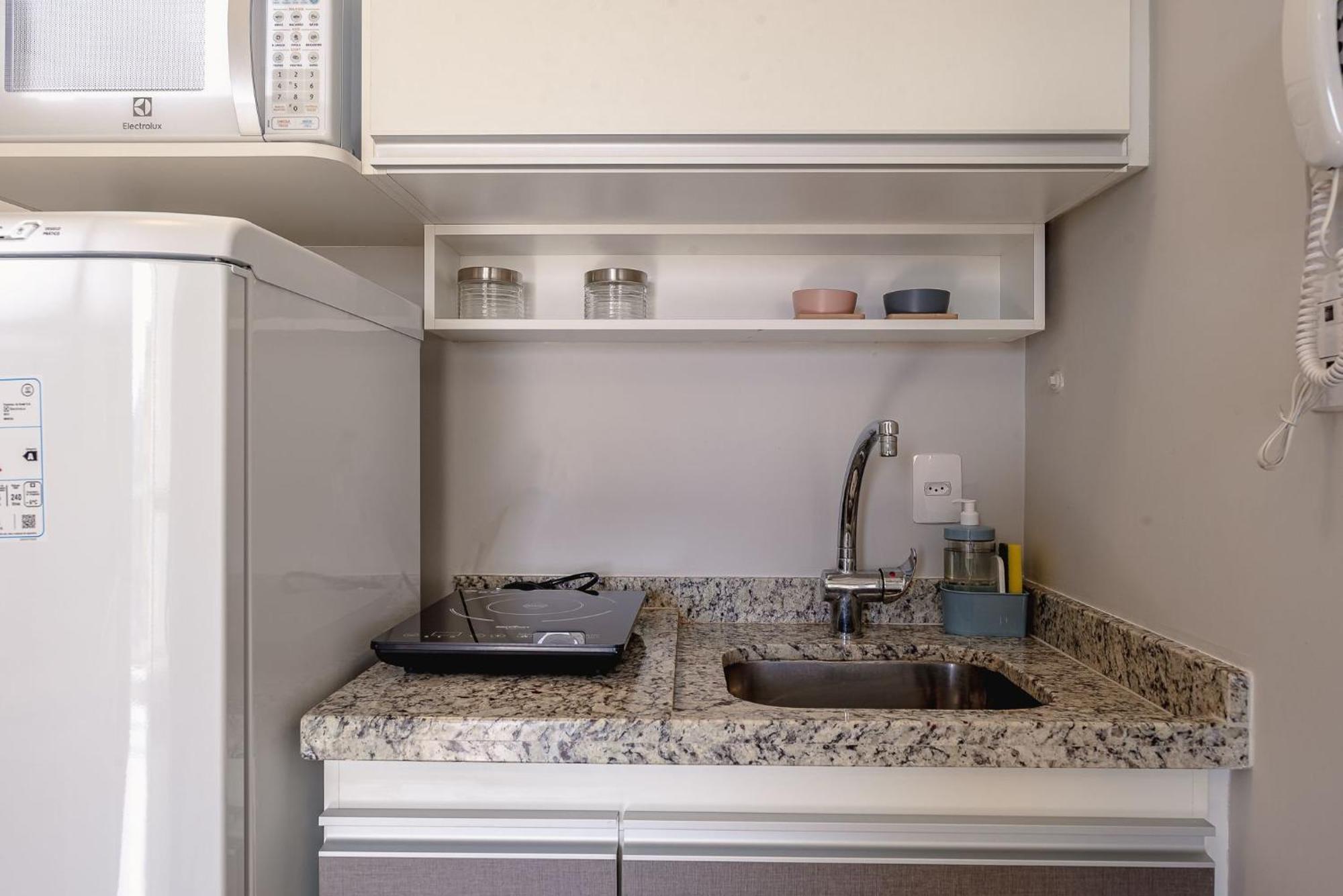 Com Varanda + Vaga De Garagem + Ar Cond. * São Paulo
